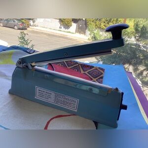 Blue Impulse Sealer NWOT